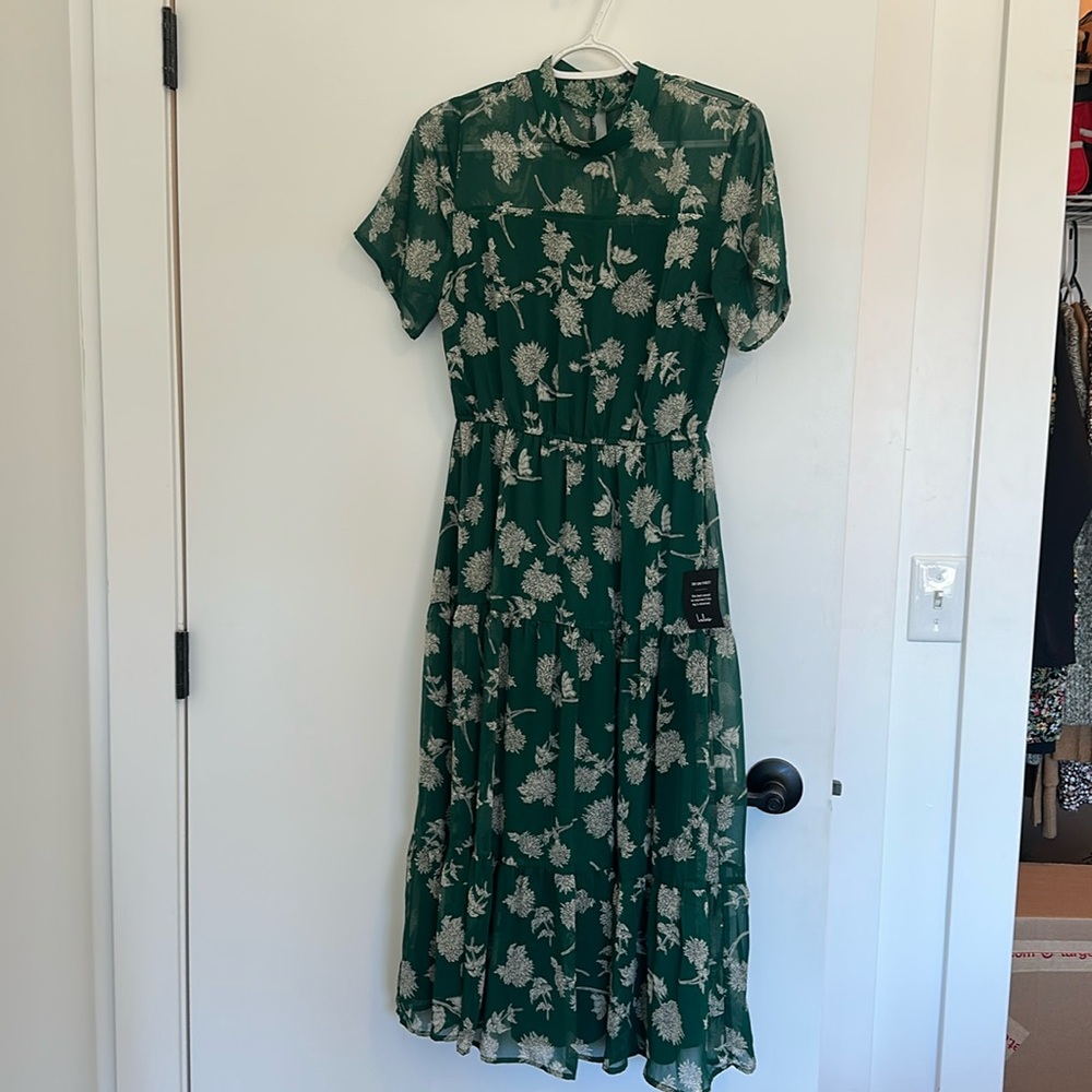 Lulu’s midi green floral dress